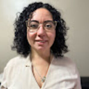 Meet your Posher, Flora